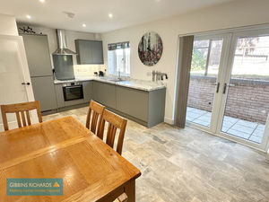 Kitchen/Diner- click for photo gallery